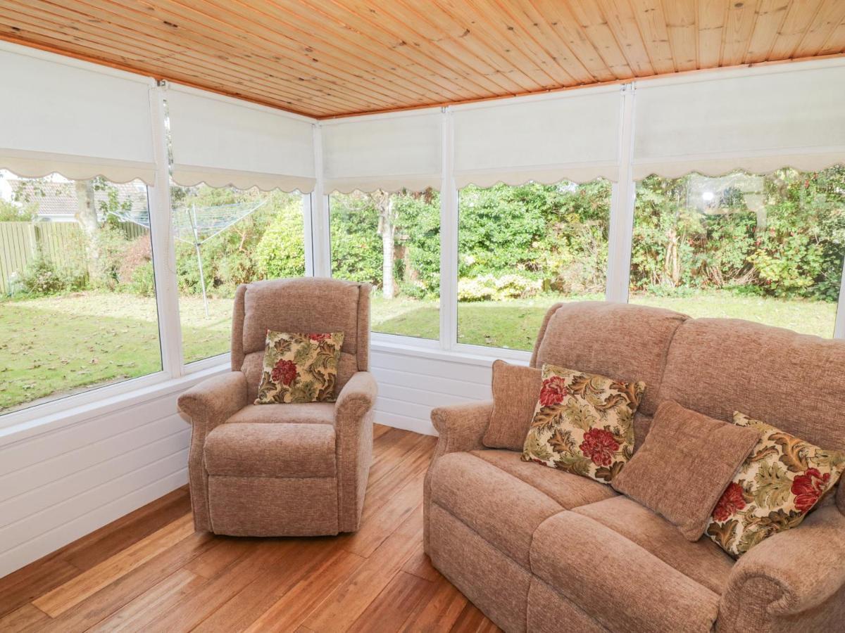 Honesty Cottage เกอร์แวน ภายนอก รูปภาพ